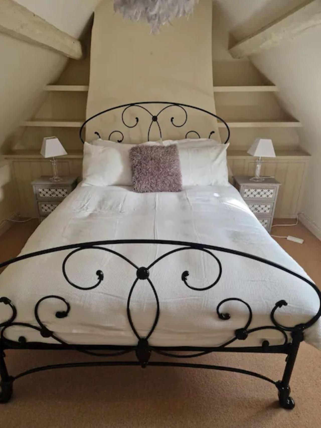 Jackdaw Cottage-Beautiful Cottage, Town Centre Уимборн Минстър Екстериор снимка