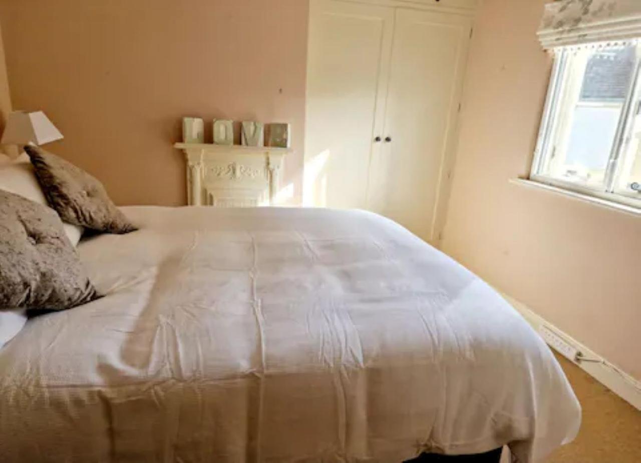 Jackdaw Cottage-Beautiful Cottage, Town Centre Уимборн Минстър Екстериор снимка